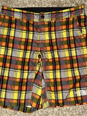 The North Face Black Logo Tag Swim/Boardshorts
